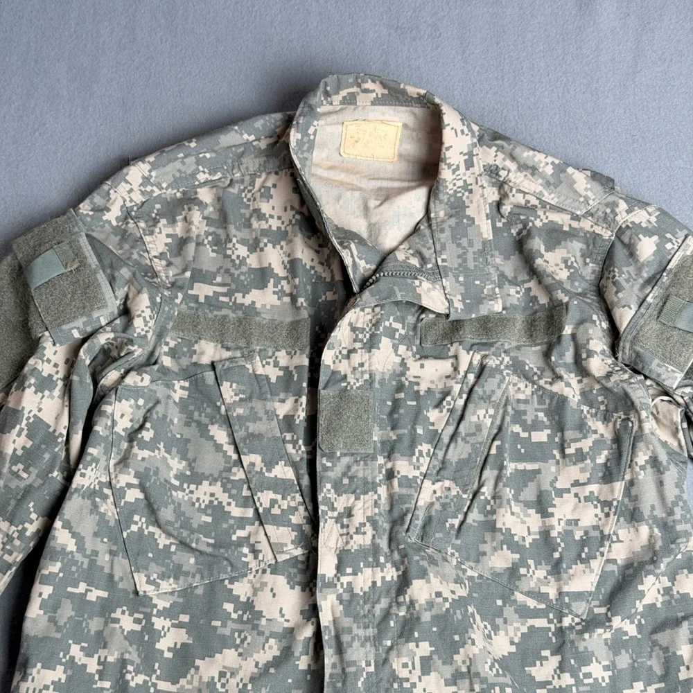 US Army ACU Digital Camo Combat Jacket UCP Military Field Coat Small Regular